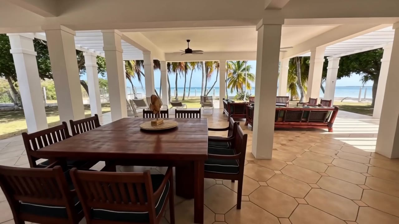 Casa Bahia, a beachfront house in Puerto Rico